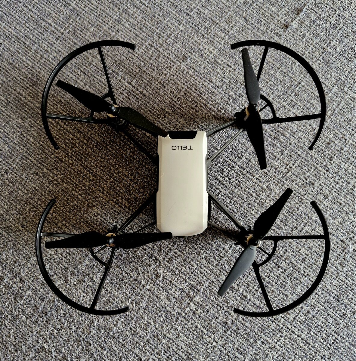 Dron Dji ryze tello - 2