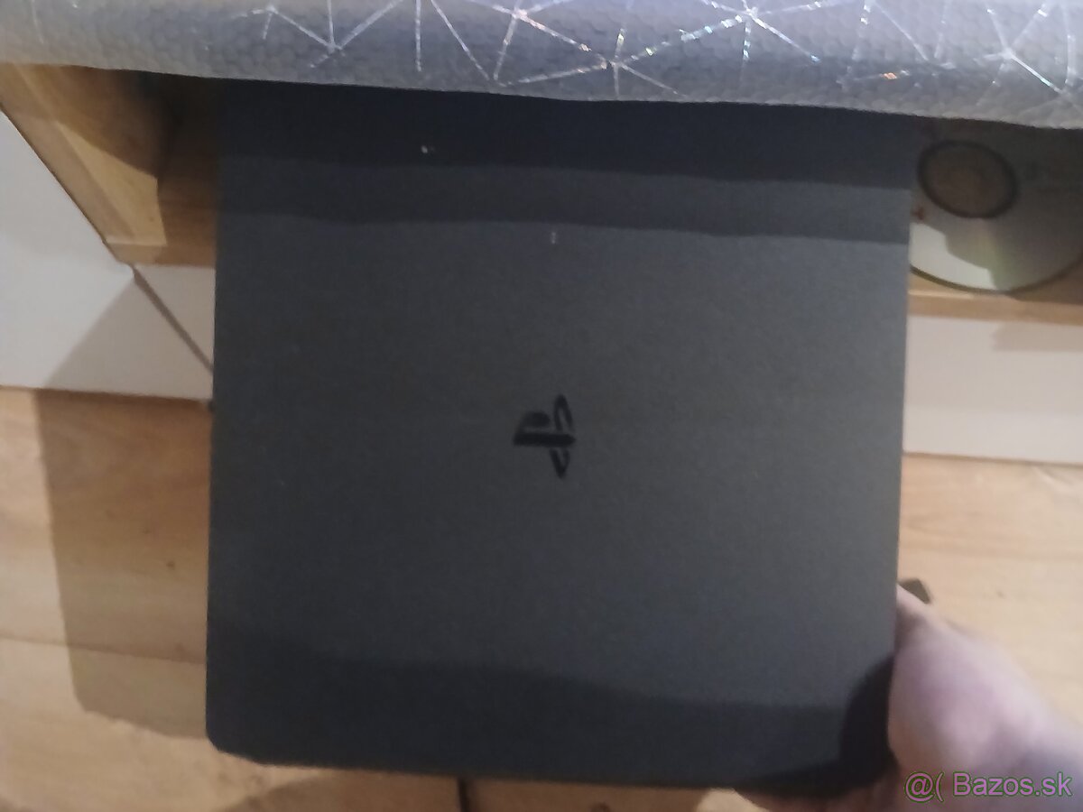 Playstation 4 500GB - 2