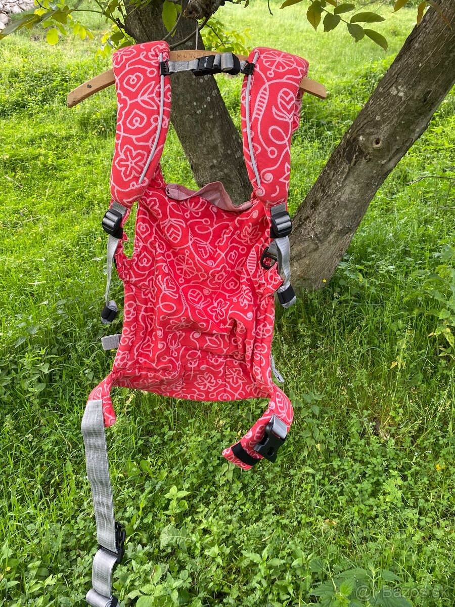 Nosič Sestrice Carrier - red folk - 2