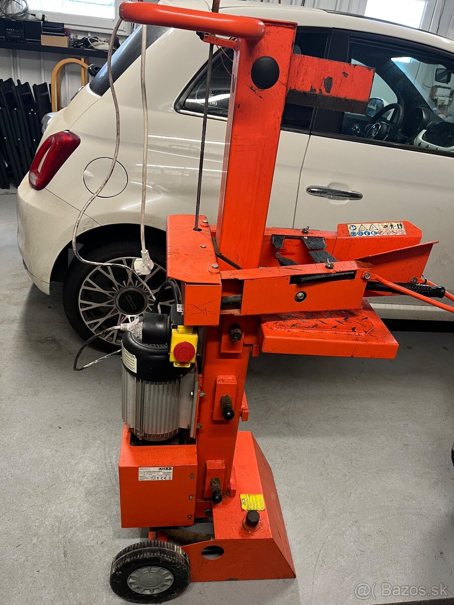 Predám 6T štiepačku na drevo ATIKA - 2