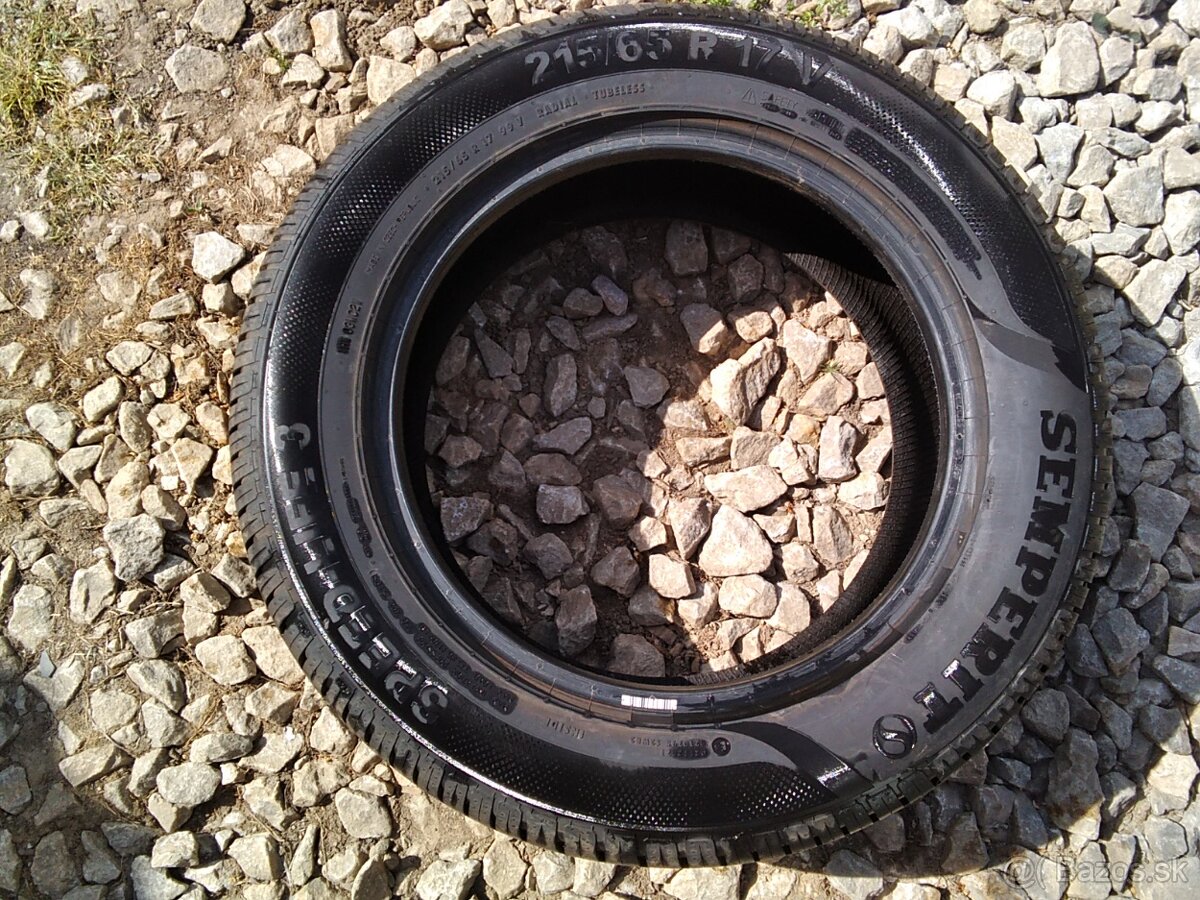 letné pneu 215/65 r17 - 2