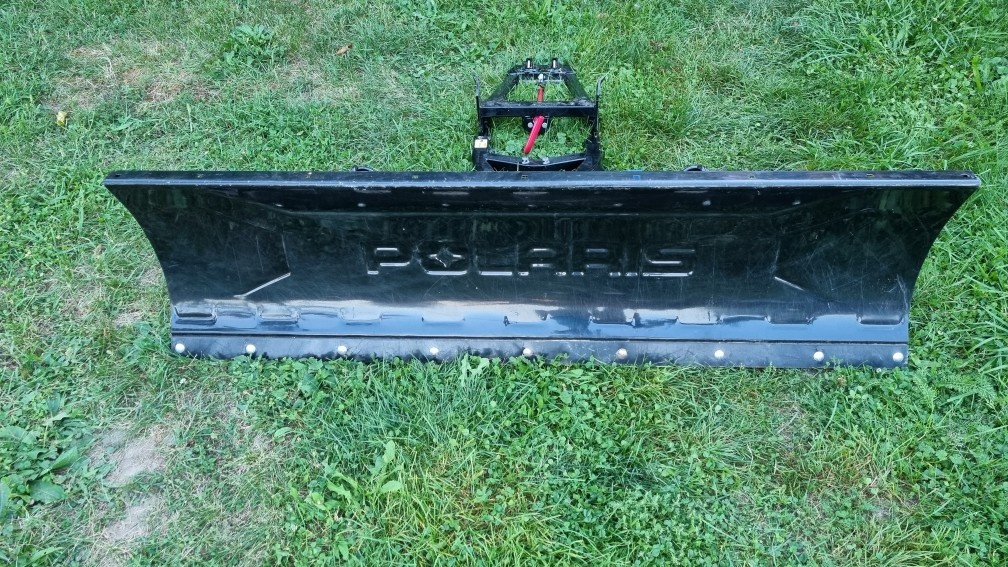 Predám snežný pluh Polaris 60" (152,5 cm) - 2