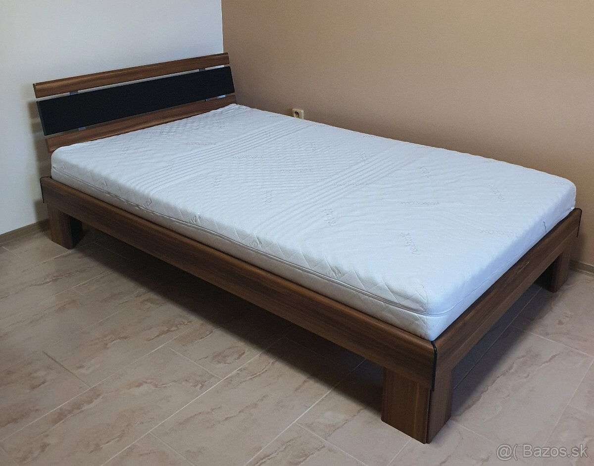 Posteľ 120 x 200 - 2