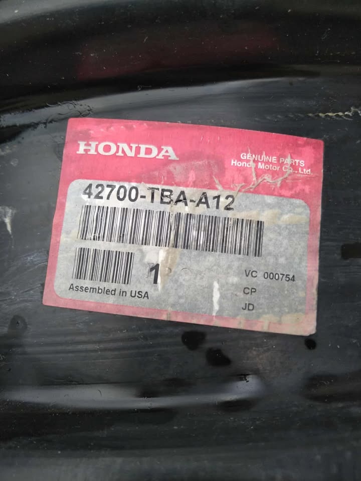 16" plechové disky HONDA. - 2