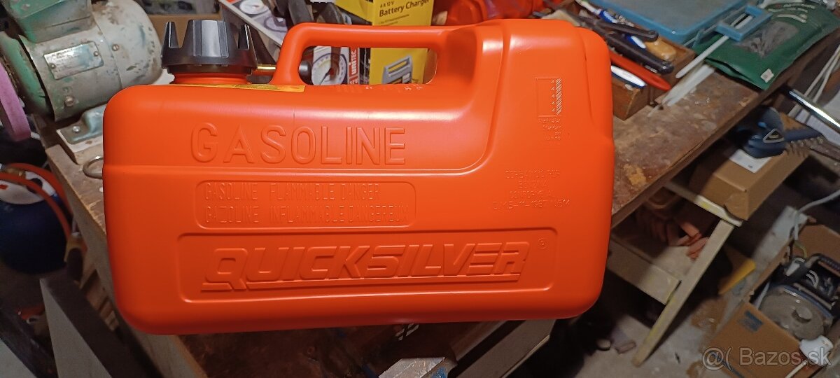 Benzínová nádrž - 2