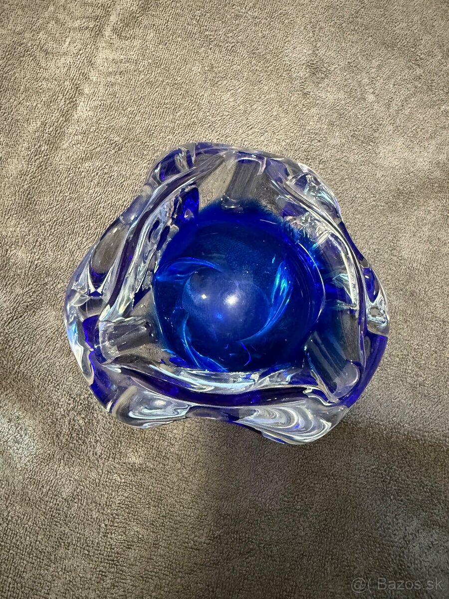 Hutné sklo popolník - 2