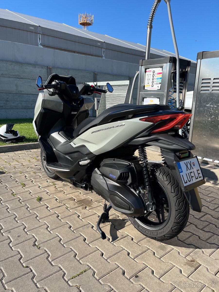Honda Forza 350 - 2