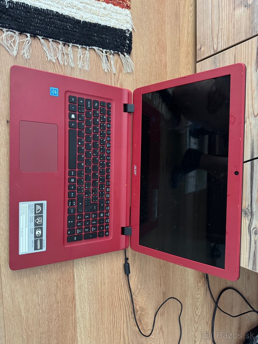 Acer aspire ES 17 - 2