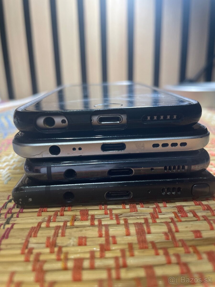 4x Mobil - Vymenim / predam - 2