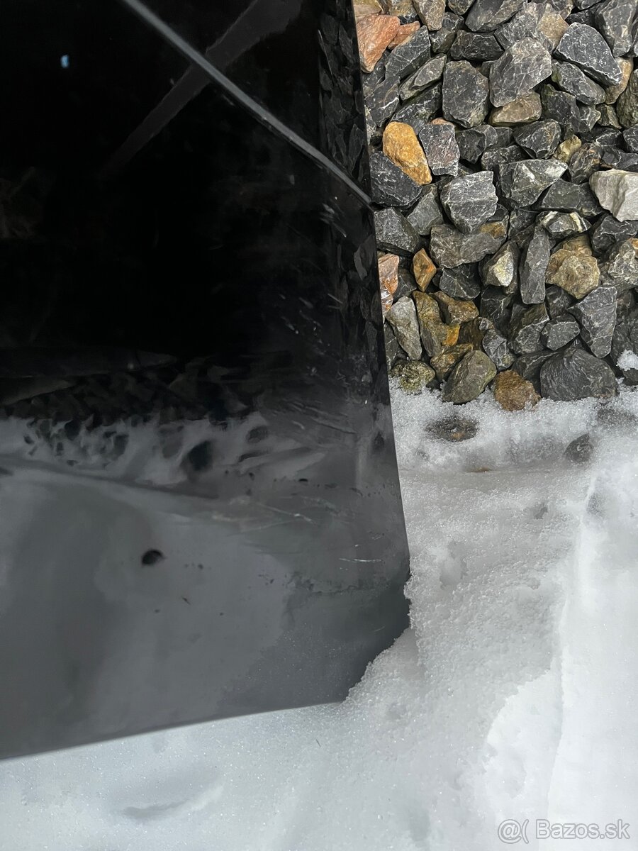 zadný nárazník bmw e91 pred facelift - 2