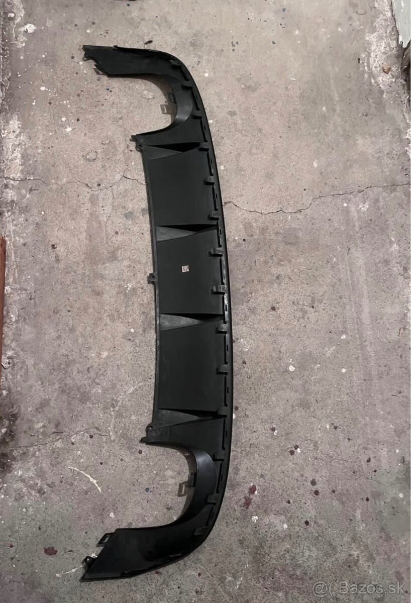 Zadny difuzor cupra leon - 2
