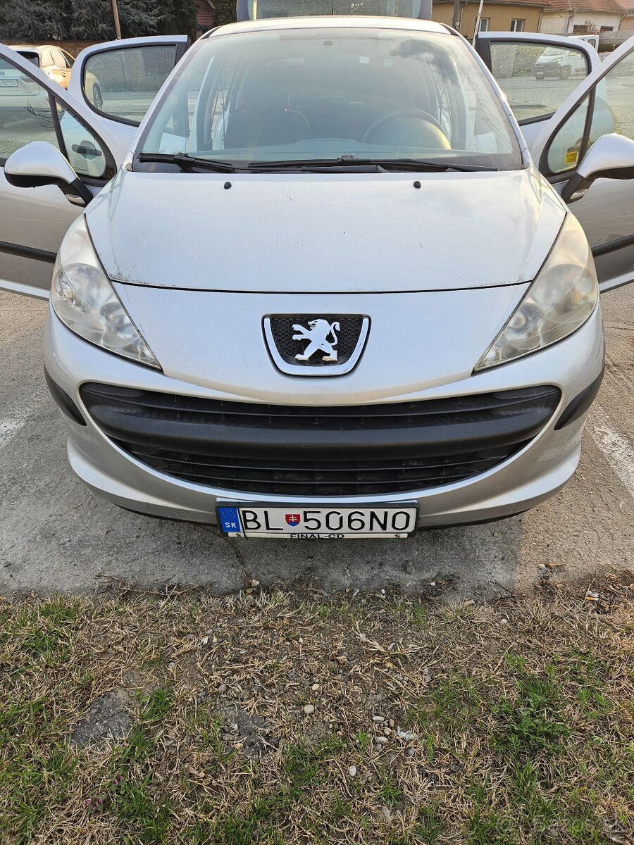 Predám Peugeot 207 1,4E - 2