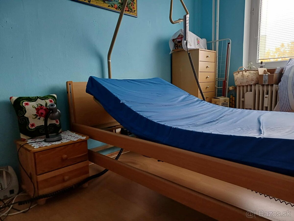 ELEKTRICKA POLOHOVACIA POSTEL - 2