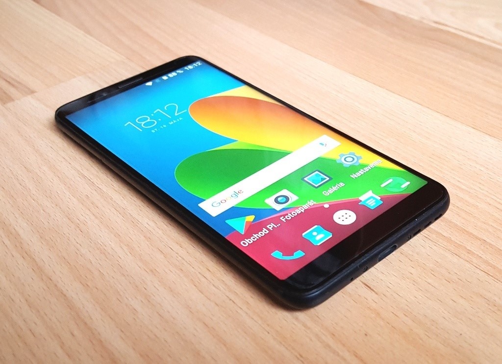 Predám UMIDIGI S2 6 palcový 4G LTE 4 GB RAM 64 GB ROM / - 2