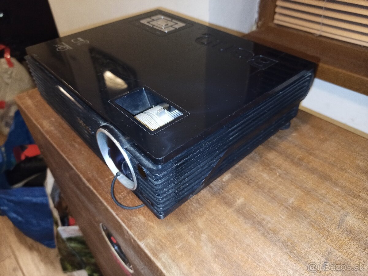 projektor BENQ MP610 - 2
