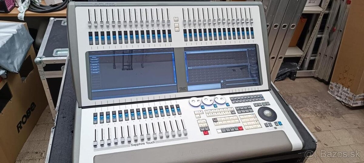 Avolites Sapphire Touch - 2