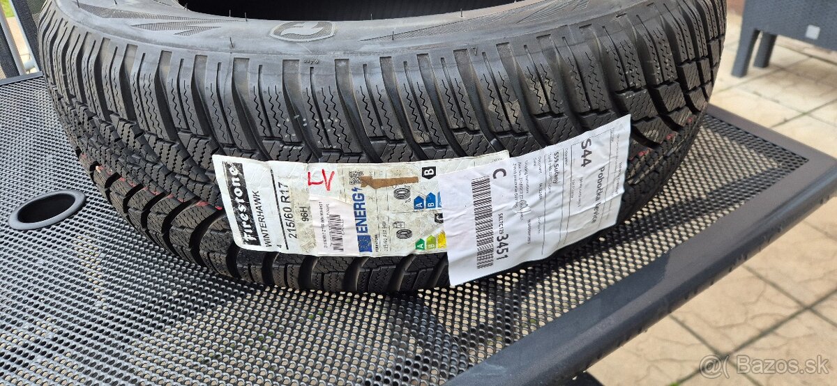 predam zimnú pneumatiku 215/60 R17 - 2