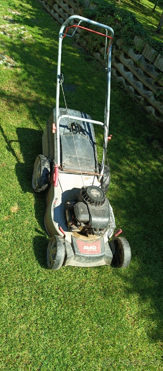 Predám kosačku a vertikutator - 2