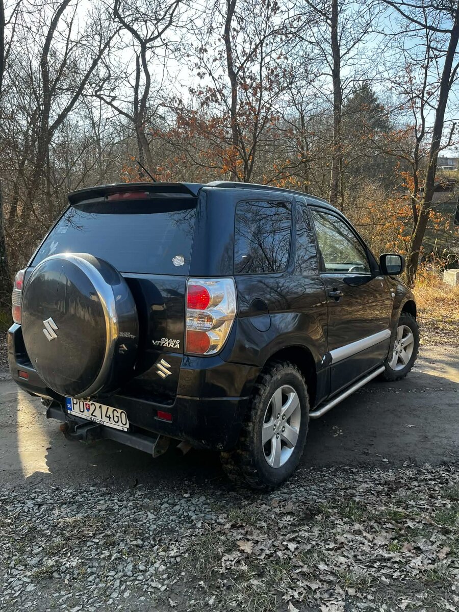 Suzuki Grand Vitara 1.9 DDiS - 2