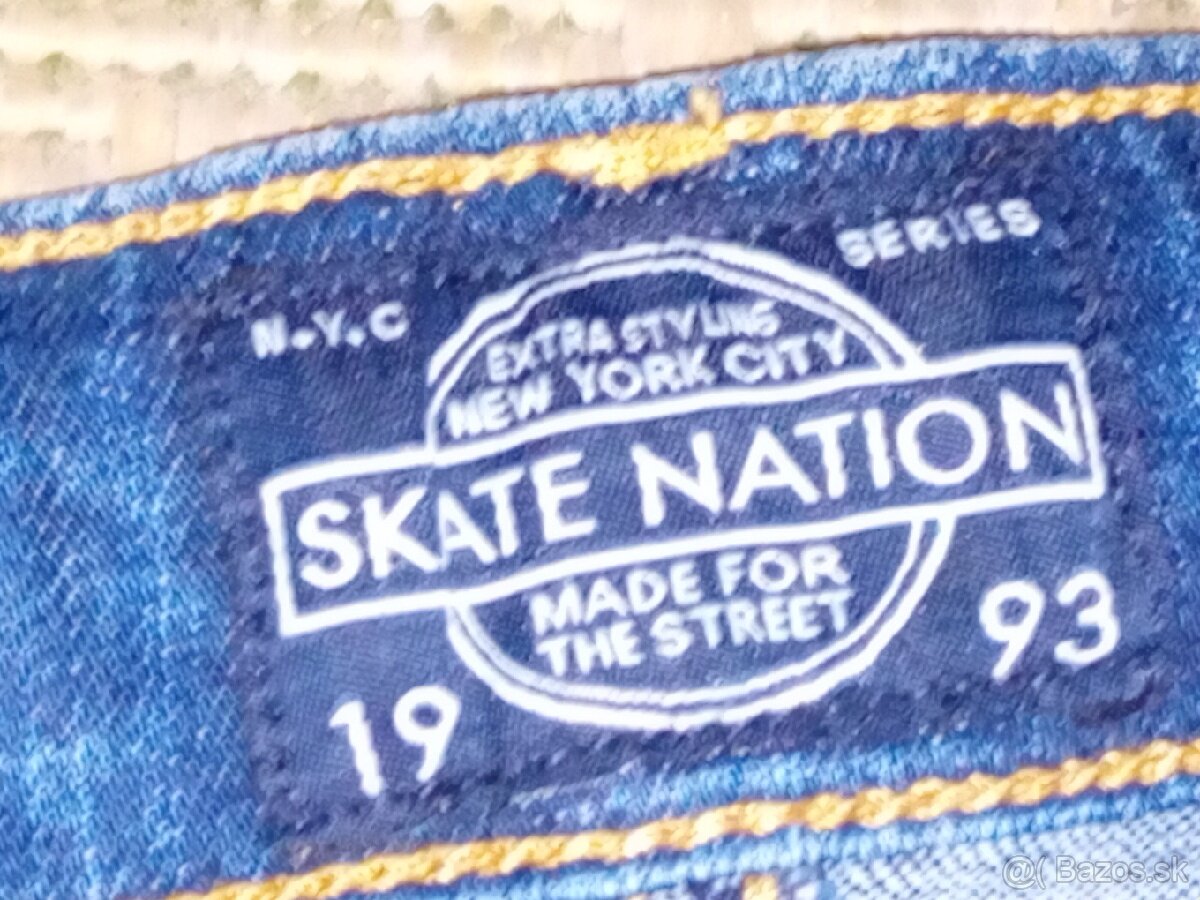 Detské rifle 164, modré, zachovalé, cena 5 €
- 2