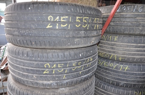 Letné pneumatiky 215/55 R17 - 2