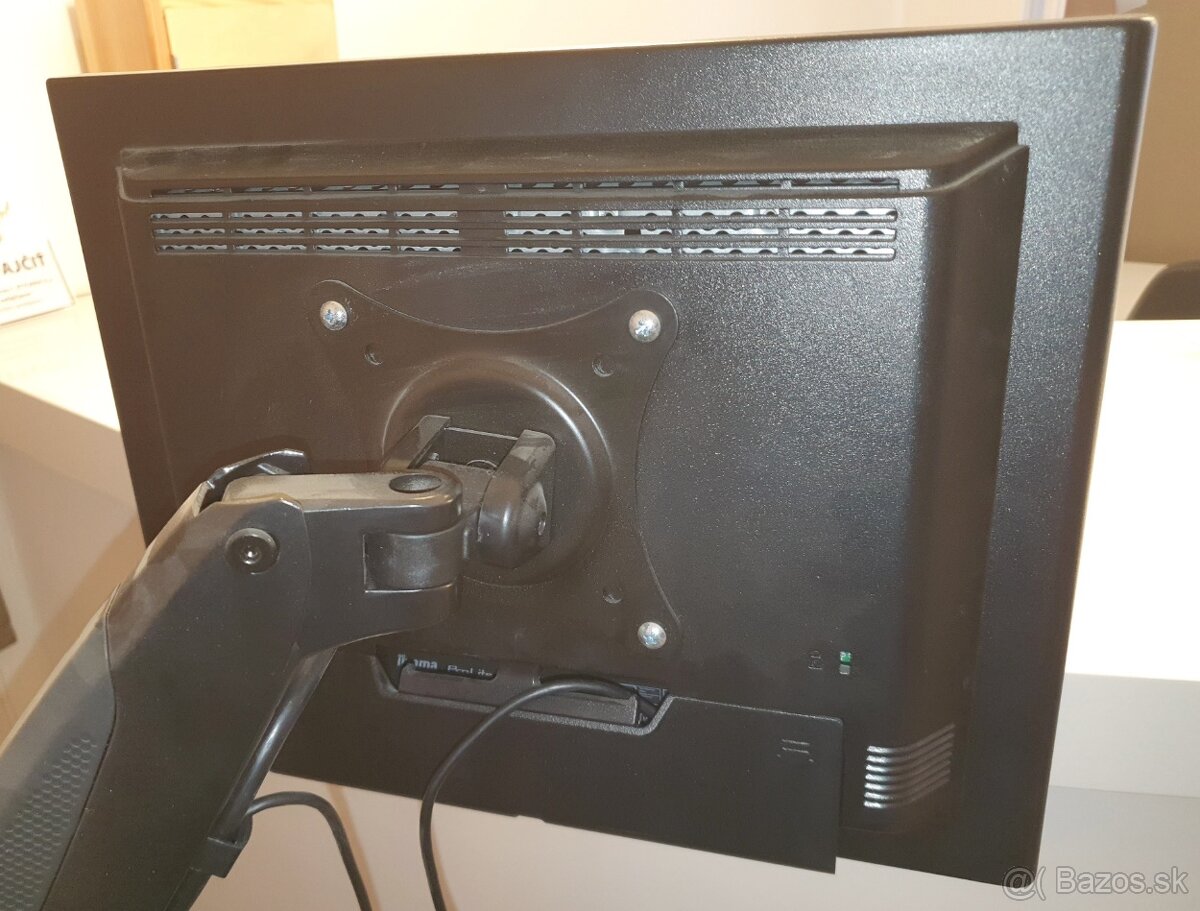 15" iiyama ProLite T1531SR-B3 dotykový - 2
