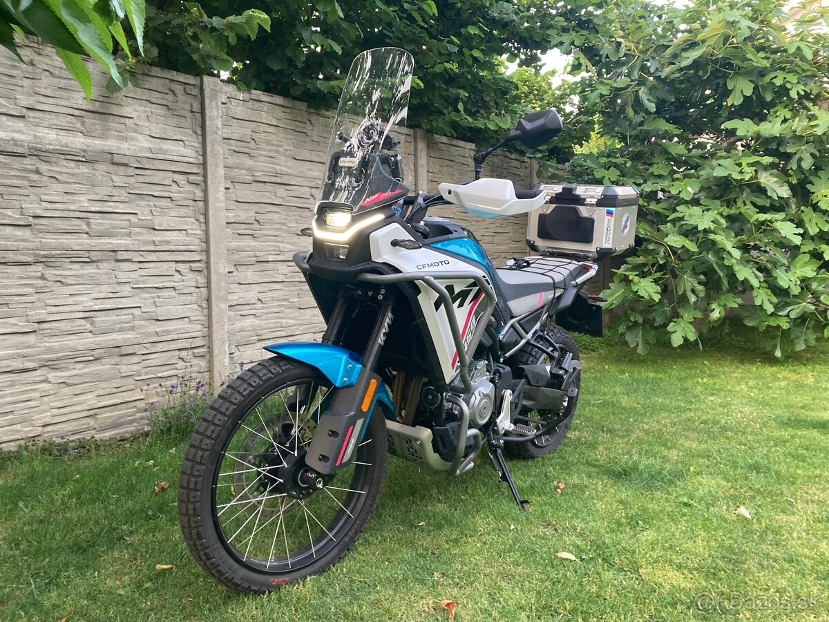 CF MOTO 450MT