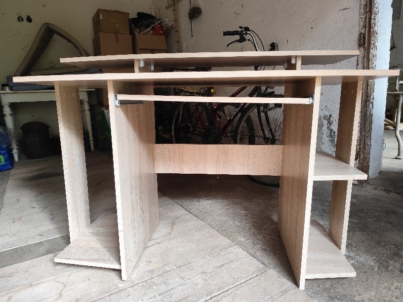 Stôl perfektný stav - 2