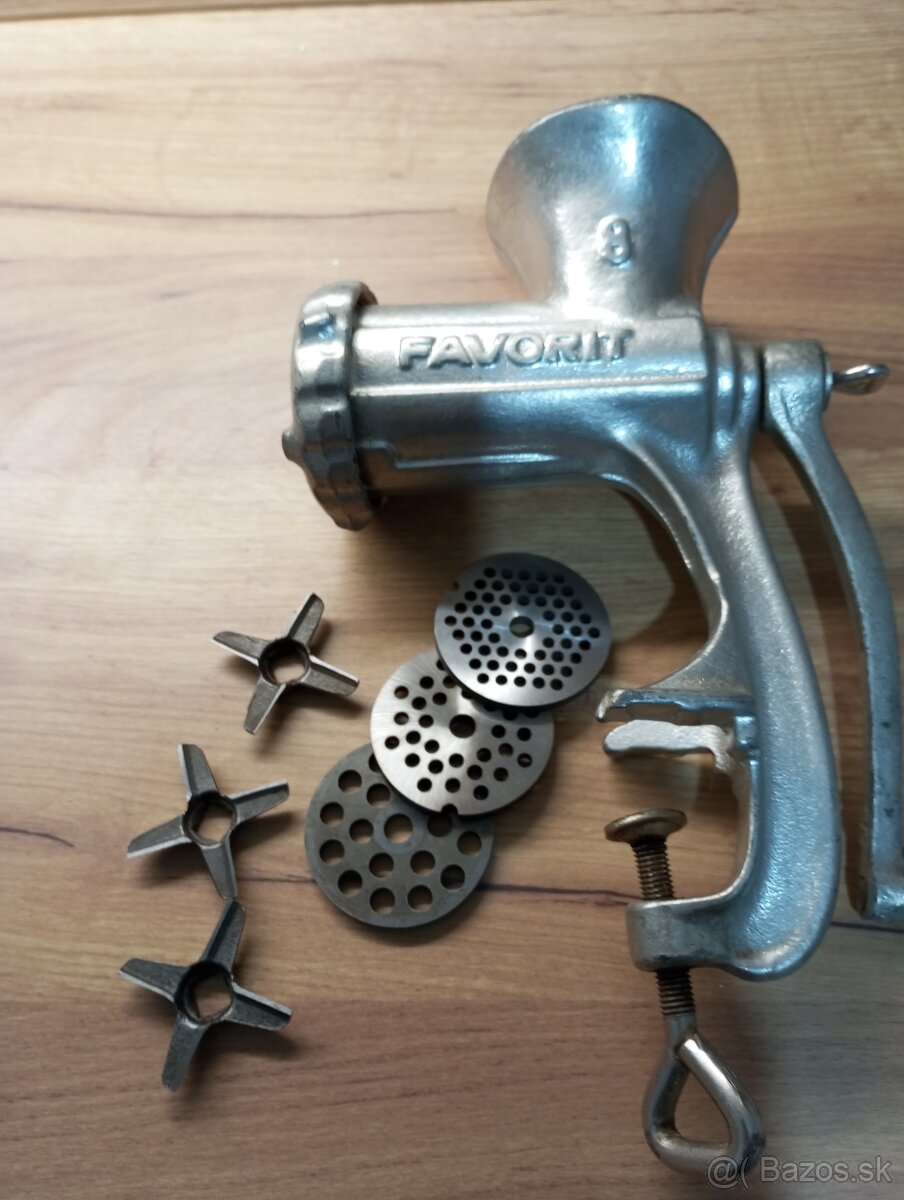 Mlynček na mäso - 2