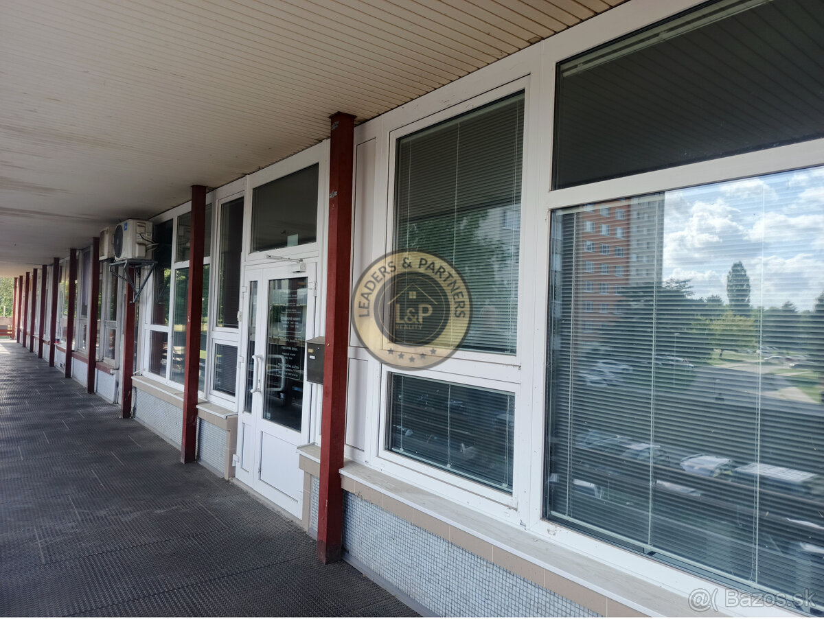 Na predaj obchodno - kancelársky priestor Nitra -Sandokan ča - 2