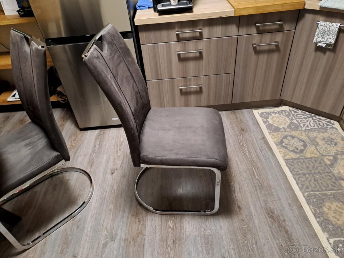 Jedálenské stoličky - 2