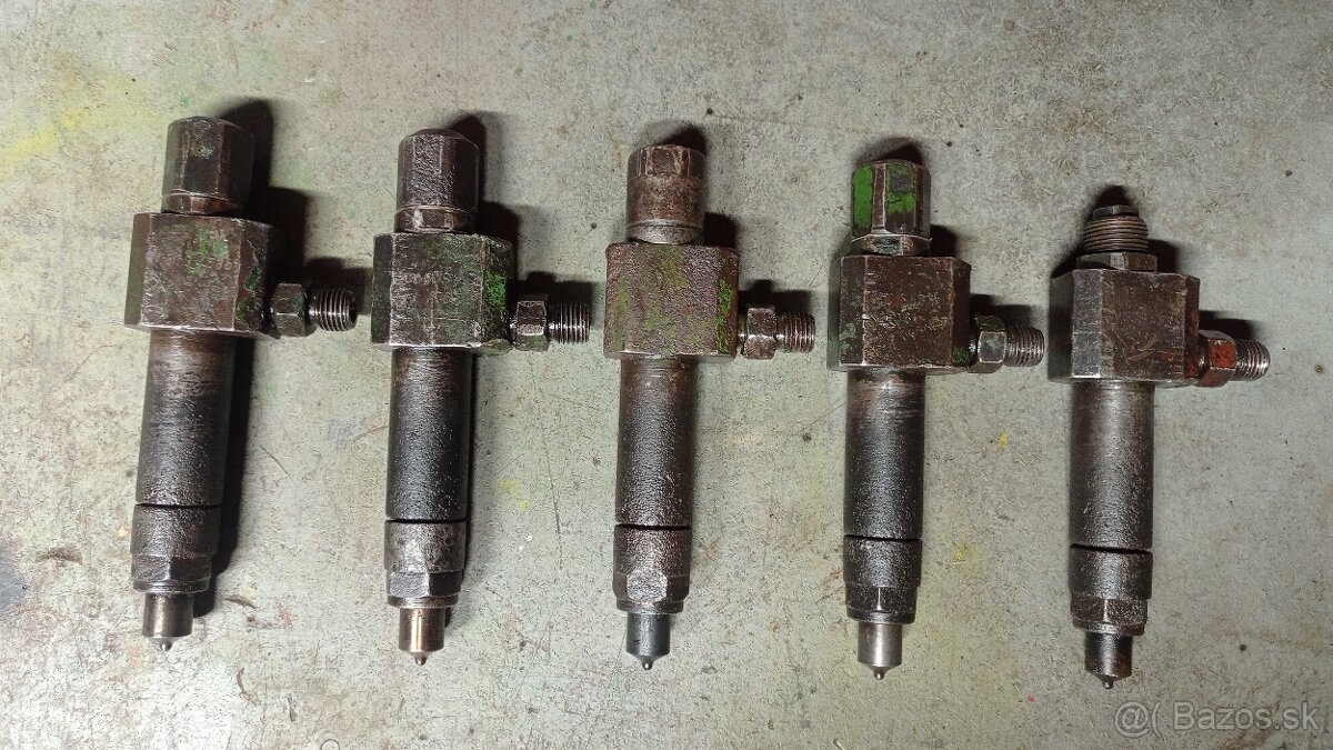 Vstrekovače Zetor 50 Super - 2