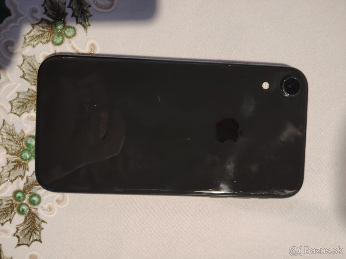 Predám Iphone XR - 2