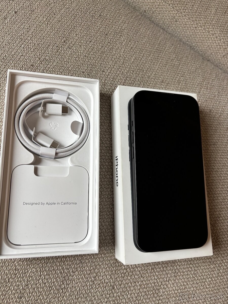 Apple iPhone 15 128GB - 2