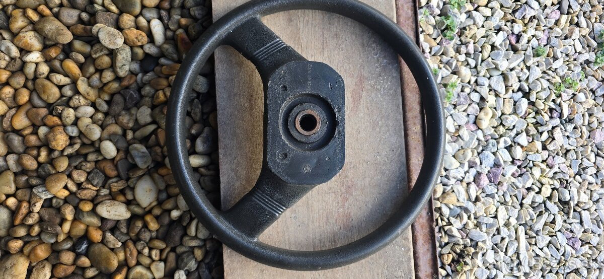 Volant Škoda Favorit - 2