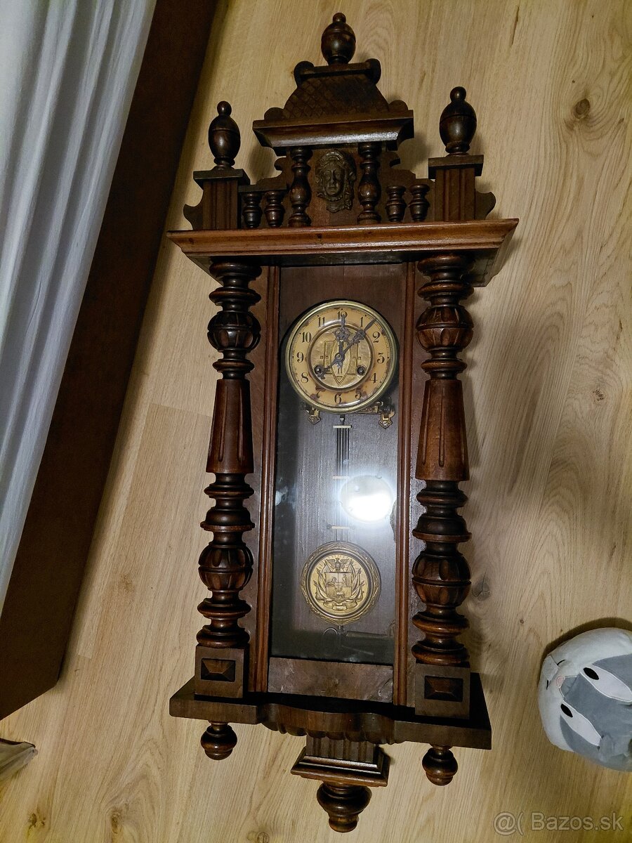 Starožitné nastenné hodiny. - 2