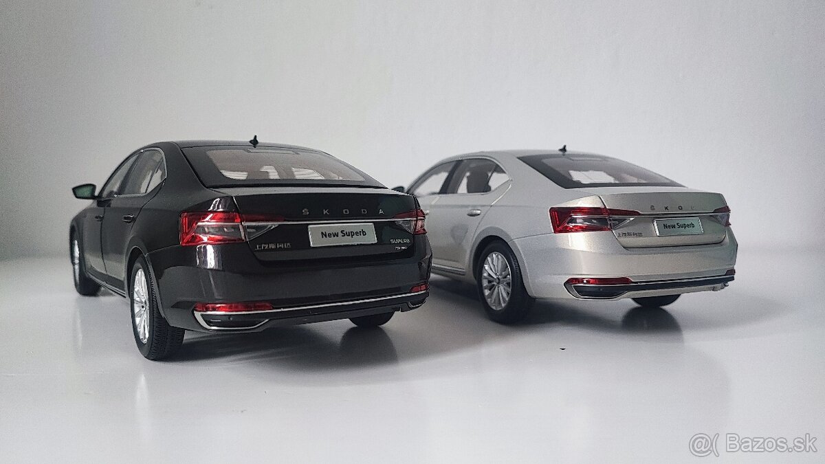 Škoda Superb 1:18 - 2