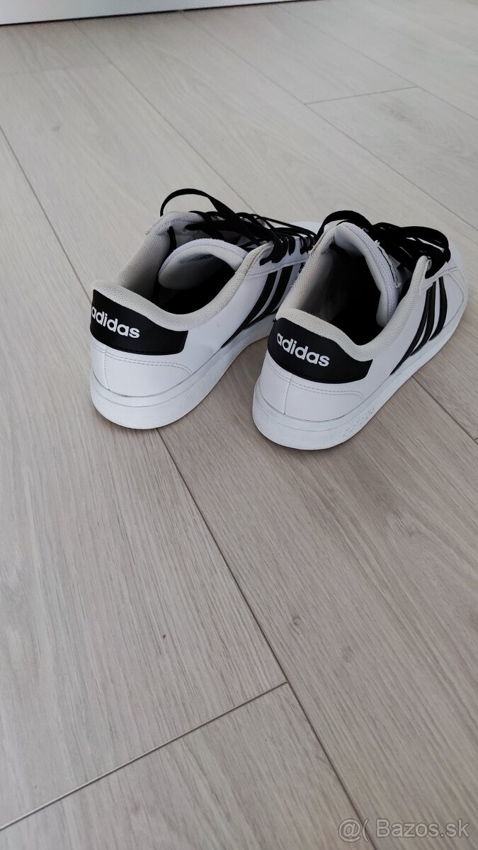 Detske Adidas 39 1/3 - 2