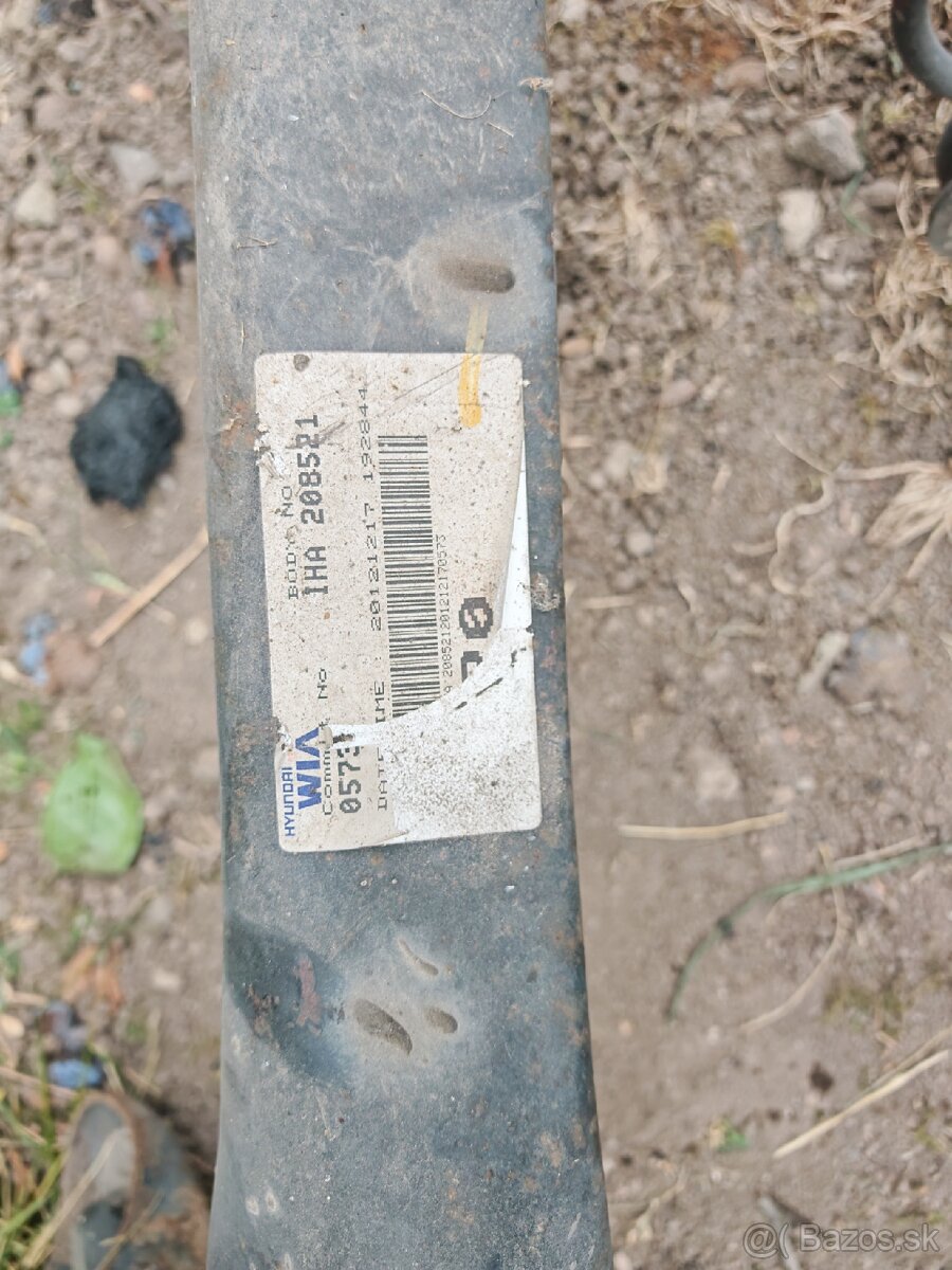 Zadná náprava na Kiu Rio - 2