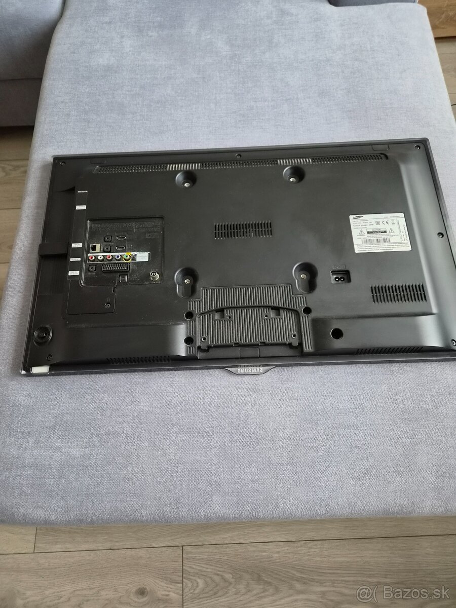 LED TV Samsung ES 5500 - 2