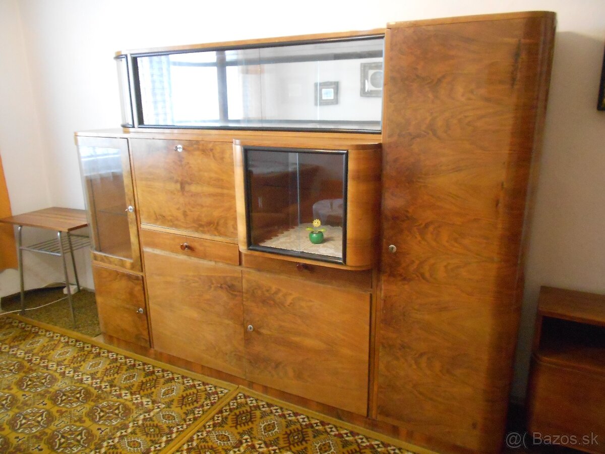 Sekretár, obývacia stena - 2