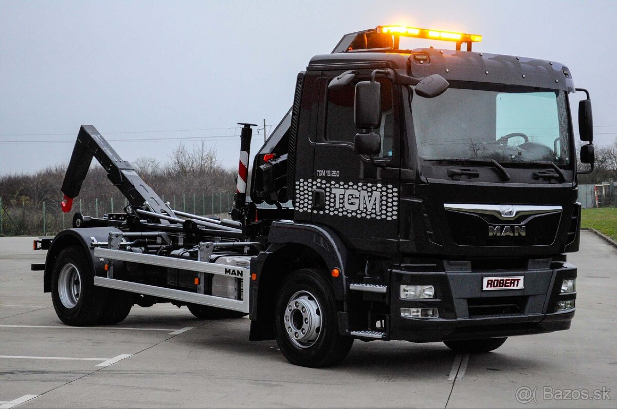 MAN 15.250 NOVÝ HÁKOVÝ NOSIČ KONTAJNEROV + HYDRAULICKÁ RUKA - 2