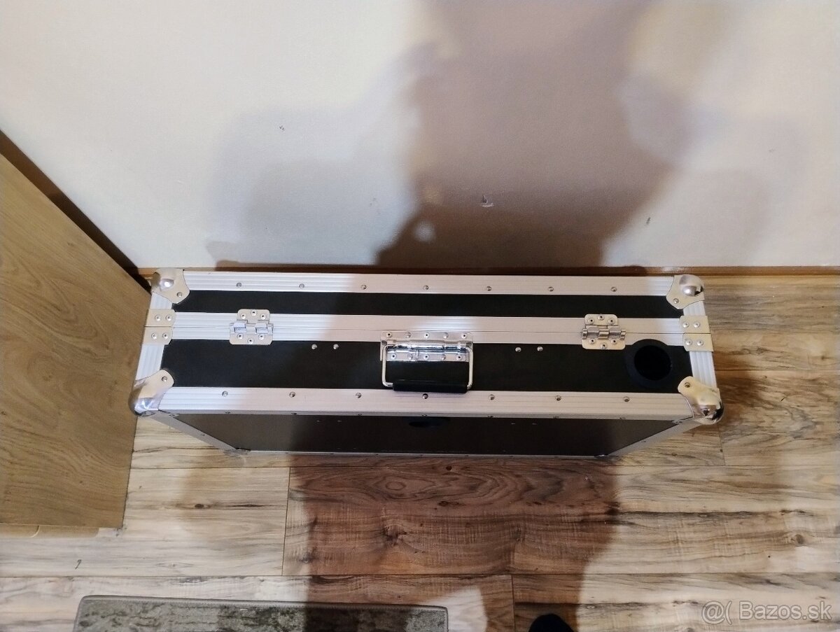 Predám Mixazny pult Amerika Audio - 2