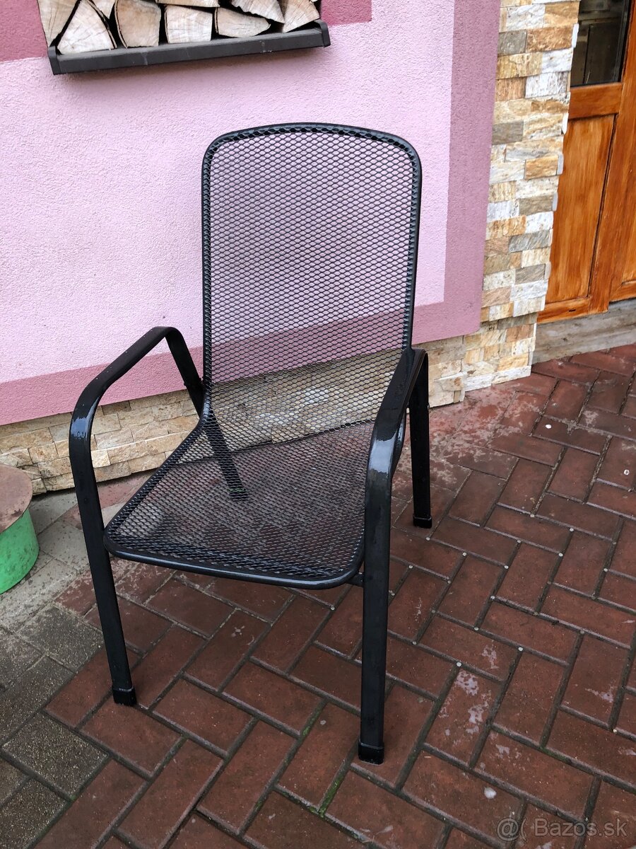Stolička záhradná - 2