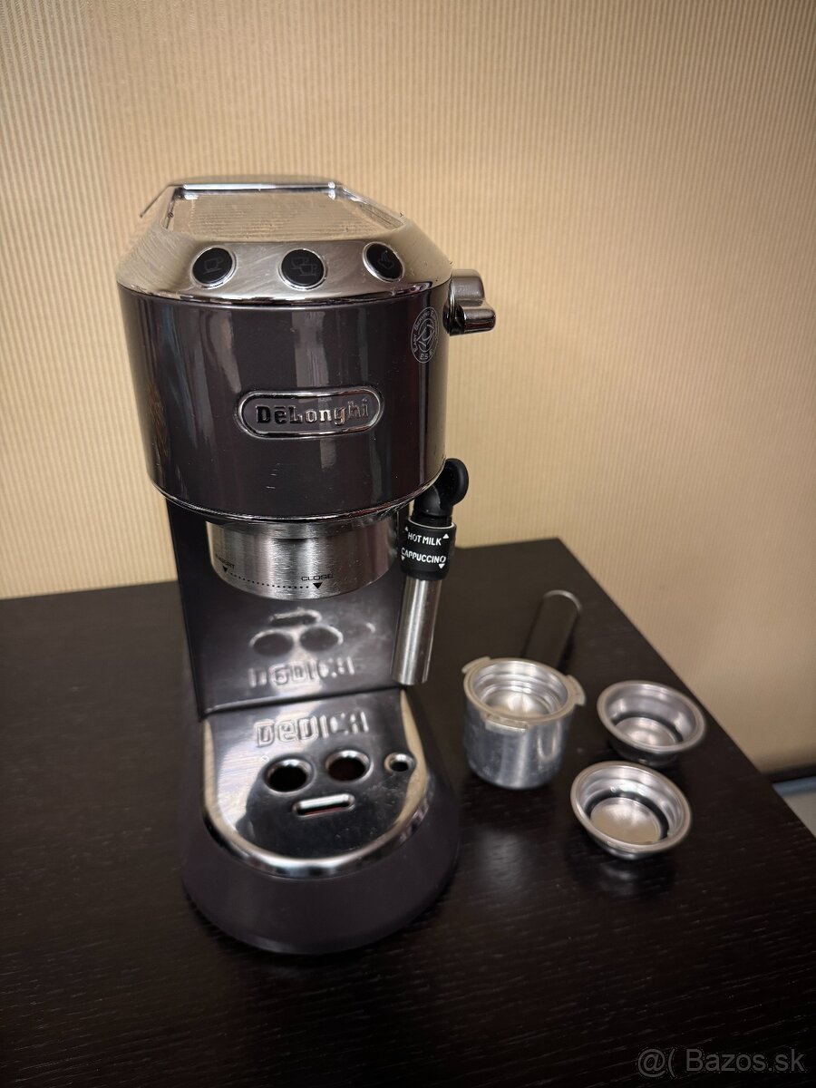 Predam pakovy kavovar De'Longhi DEDICA - 2