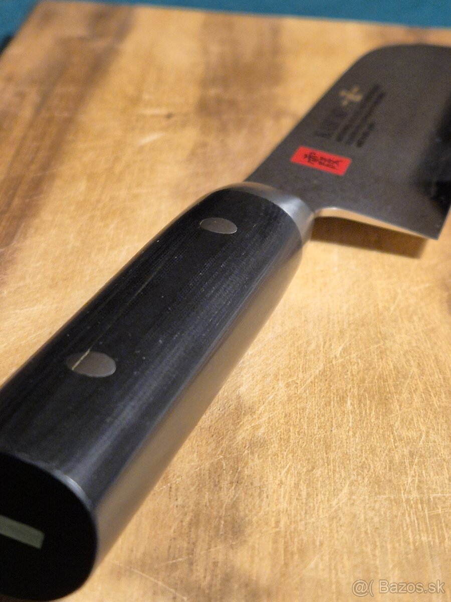 KASUMI Masterpiece Santoku MP-07 - 2