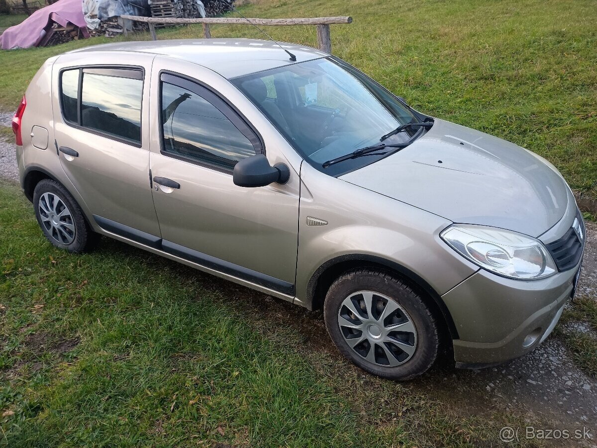 Dacia Sandero - 2
