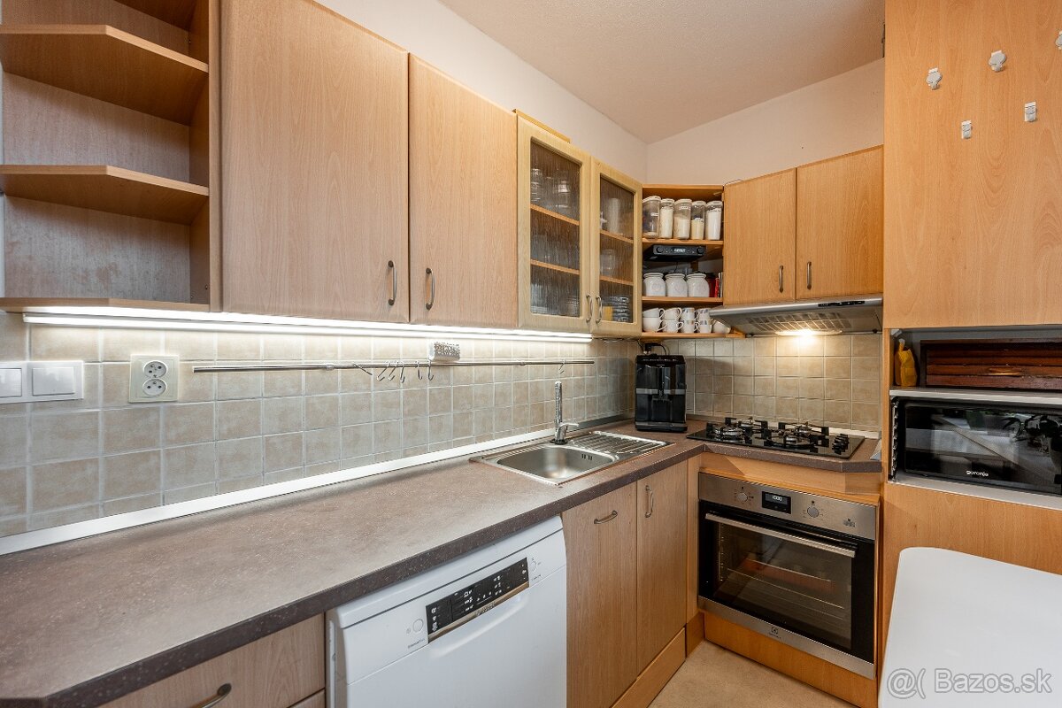 3-izb. Bielocerkevská, Košice - 2