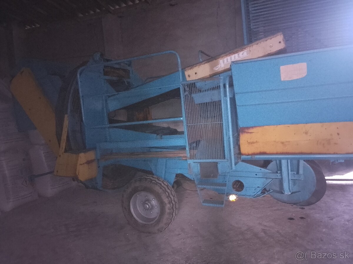 Zemiakovy kombajn Anna 644 - 2