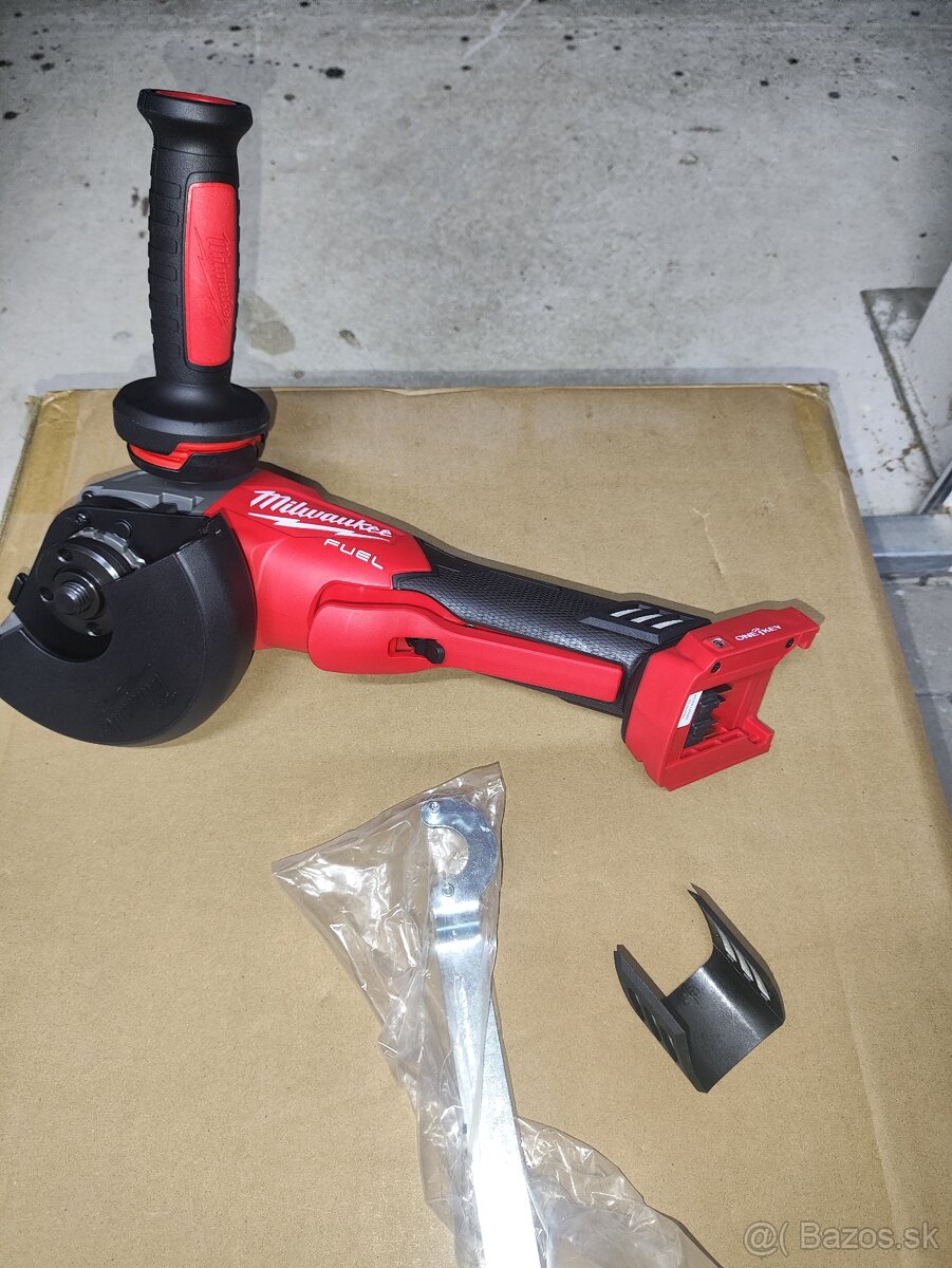 Milwaukee uhlova bruska M18ONEFSAG125XPDB-0X - 2
